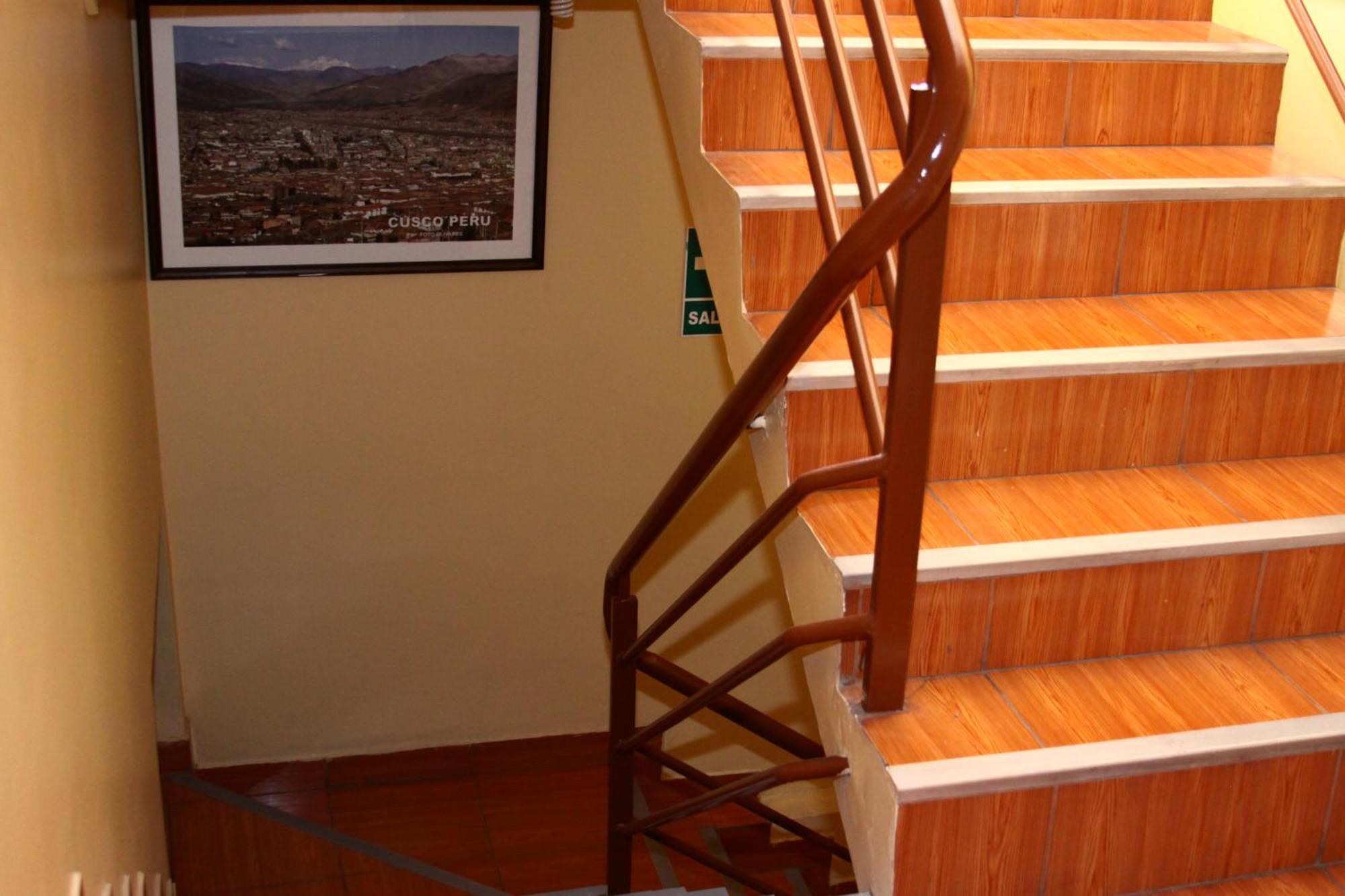 Hostal Lucerito Куско Экстерьер фото